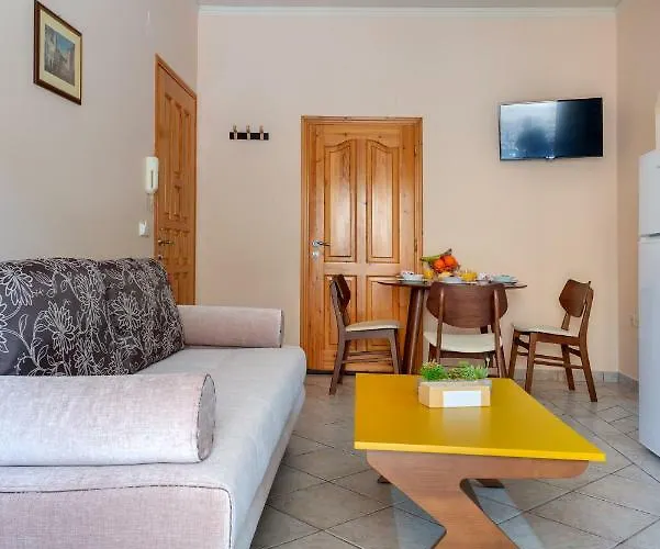 Katerina's Cozy Mountain View Апартаменты